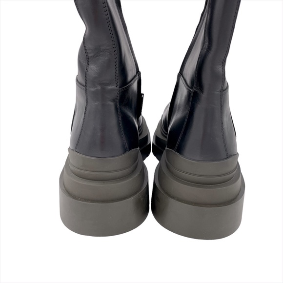 NEW Botegga Veneta Tall Lug Sole Leather Boots - Picture 9 of 12
